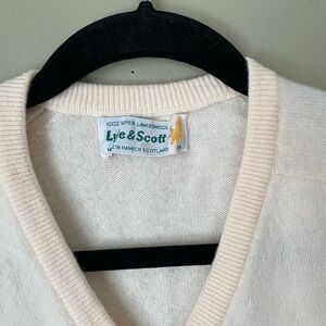 Vintage Lyle & Scott Off-White V-Neck Sweater